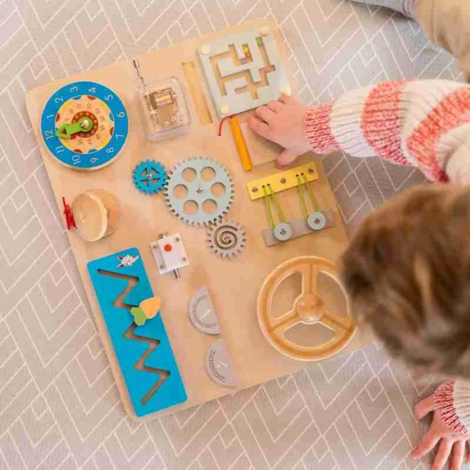 Wooden Busy board (5)